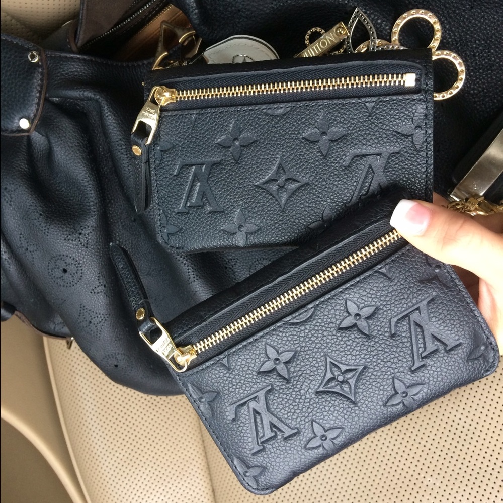 Louis Vuitton Key Pouch - Picture 1 of 4